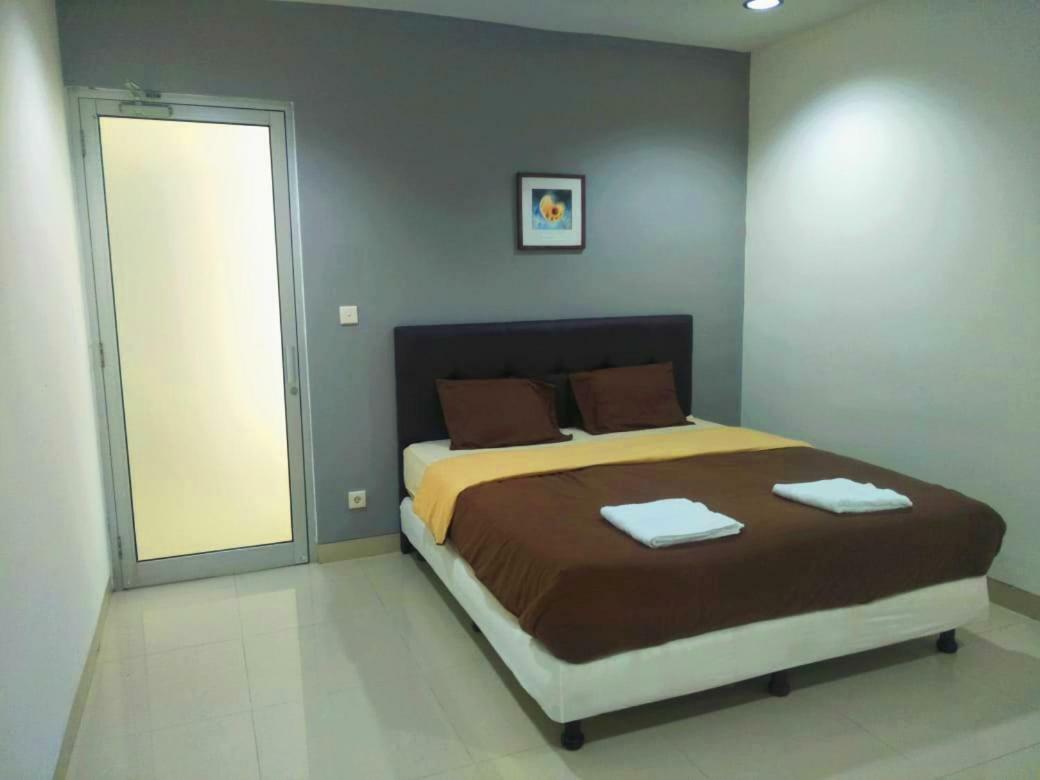 Villa Kaca ตันจุงเลอซุง ภายนอก รูปภาพ